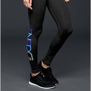 GAP | GapFit gFast Graphic Leggings NWT