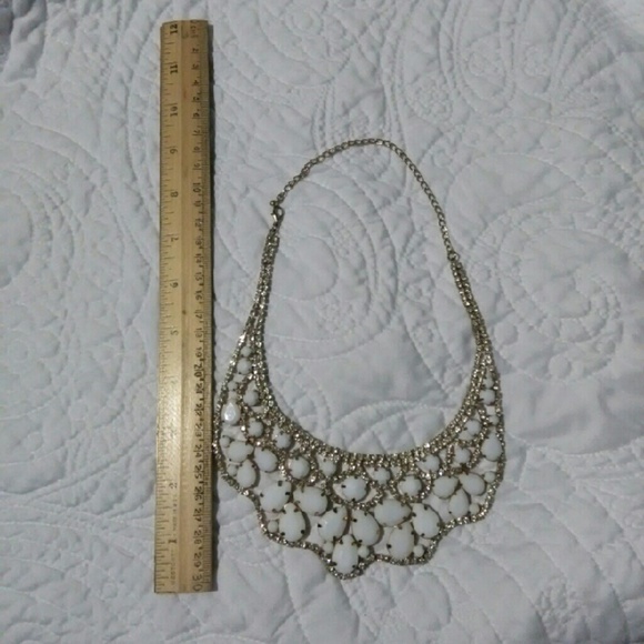 Gorgeous Gold & White Necklace