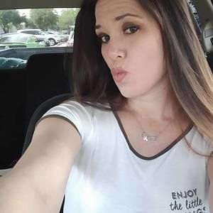 Meet your Posher, Cynthia