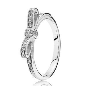 Pandora bow ring