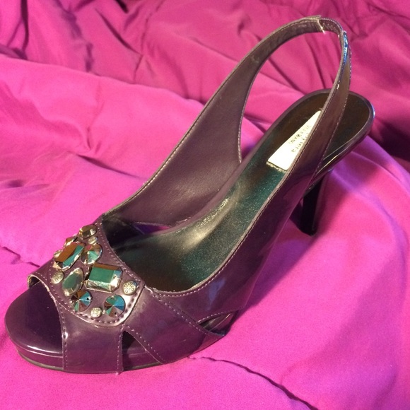 Simply Vera Vera Wang Purple heels