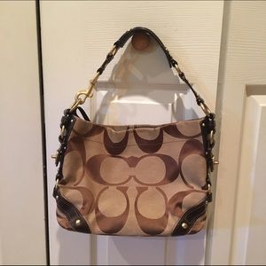 Brown Coach Carly bag - large C