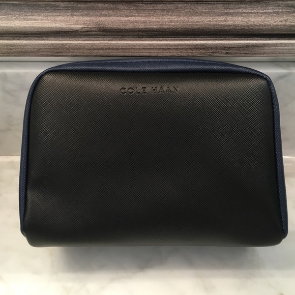 Cole Haan Makeup Cosmetic Bag - Picture 1 of 2