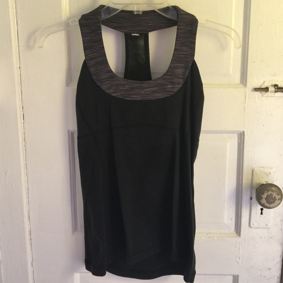 Scoop neck lulu