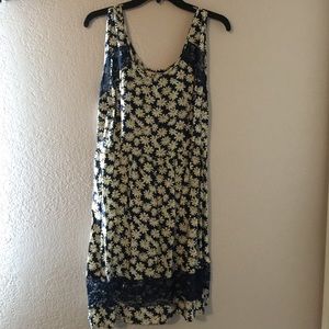 Daisy dress