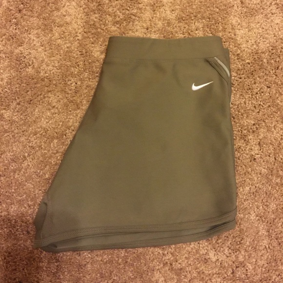 NWOT Nike athletic shorts