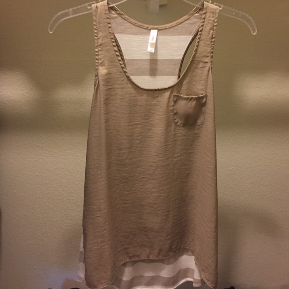 Tan Target tank
