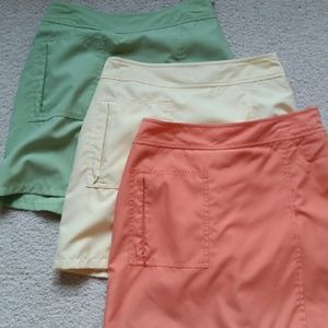IZOD golf skorts
