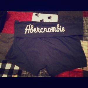 ABERCROMBIE & FITCH yoga short