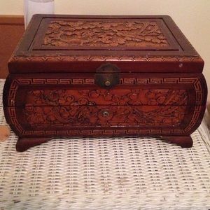 Antique jewelry box