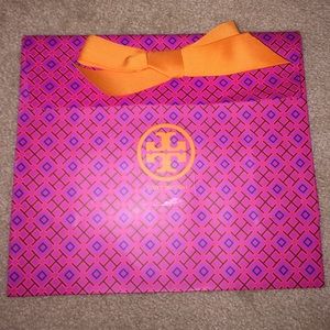Tory burch