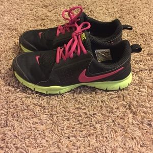 NIKE Running Shoes