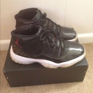 Jordan 11 Shoe Men's