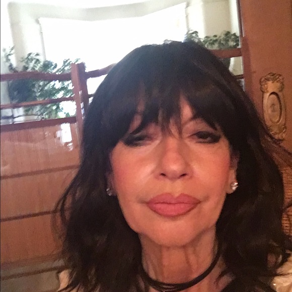 Meet your Posher, Ronye - Picture 2 of 8