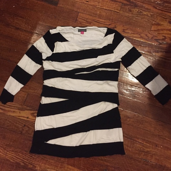 Vince Camuto three-quarter length sleeve shirt