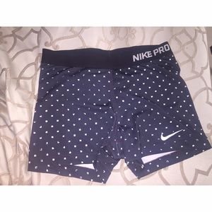 Black nike pros