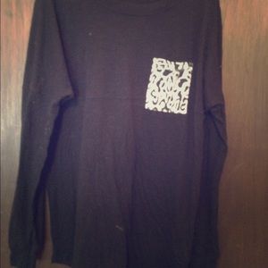 VICTORIAS SECRET t shirt *new*