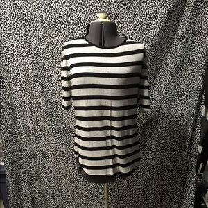 Apt 9 tee with elbow-length sleeves