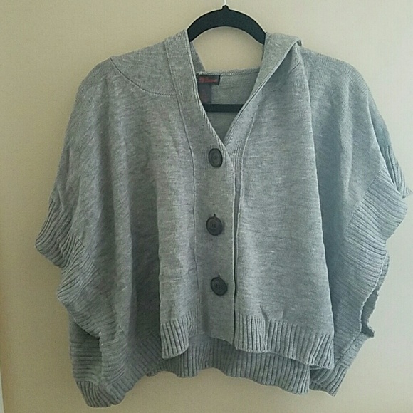Hooded Short Sleeve Cardigan/Sweater
