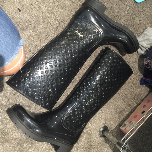 louis vuitton splash boots