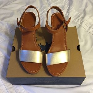 American Eagle wedge sandal