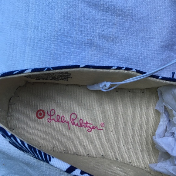 Only 1 Left! Brand New Lily Pulitzer "Upstream" - Picture 4 of 4