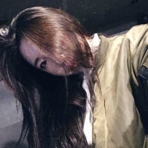 Meet your Posher, Rosaline