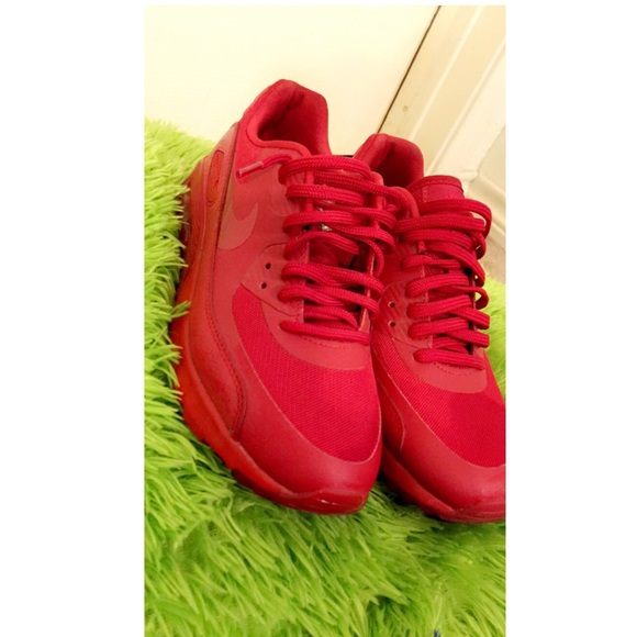 Nikes - Picture 1 of 1