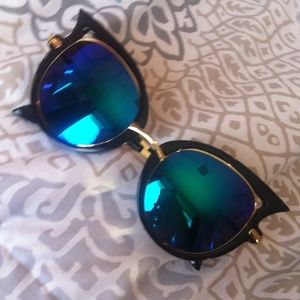 Cat eye style sunglasses BRAND NEW!!