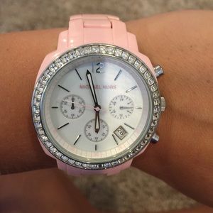 Michael Kors baby pink watch in great condition !