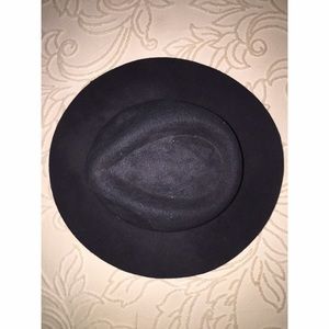 H&M Black Hat