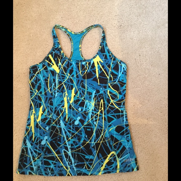 Calvin Klein Tops - Calvin Klein working out top Sz s