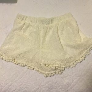 Pom tassel shorts