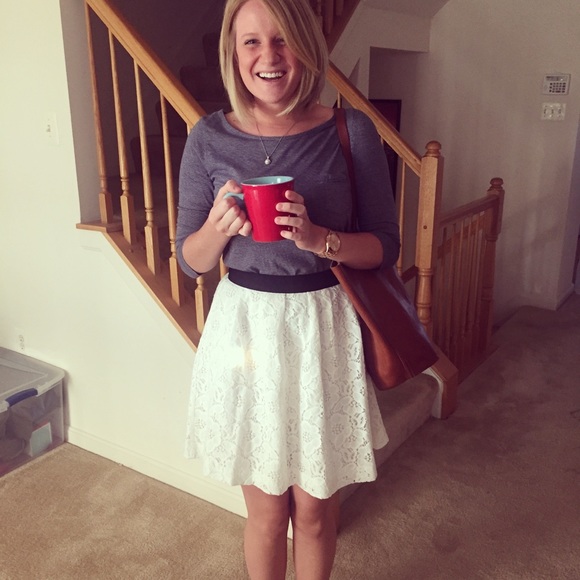 Meet your Posher, Melanie - Picture 3 of 8