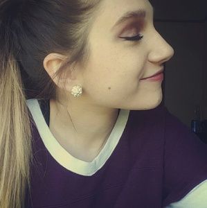 Meet your Posher, Lily