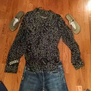 Rock& Republic Blouse    NWOT