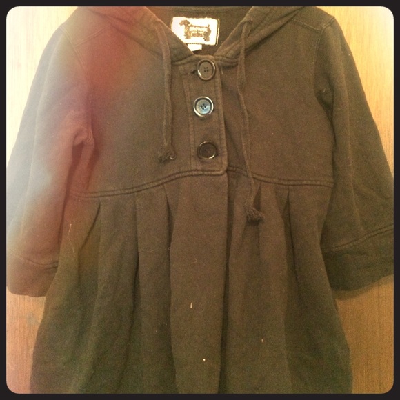 BROWNIE over coat