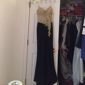 Camille La Vie Black and Gold Prom Dress size 2