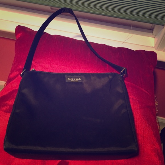 Kate spade shoulder purse in black