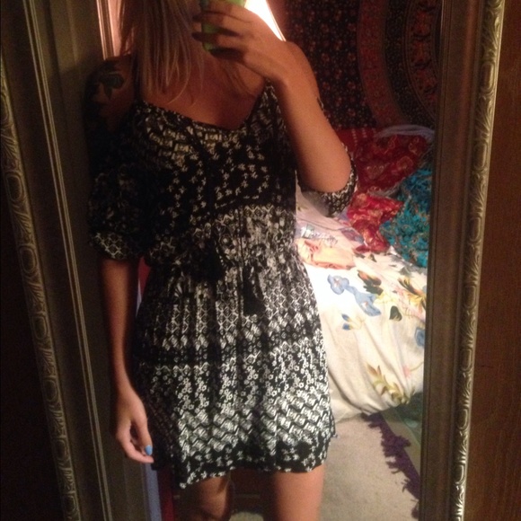 Black and white printed dress