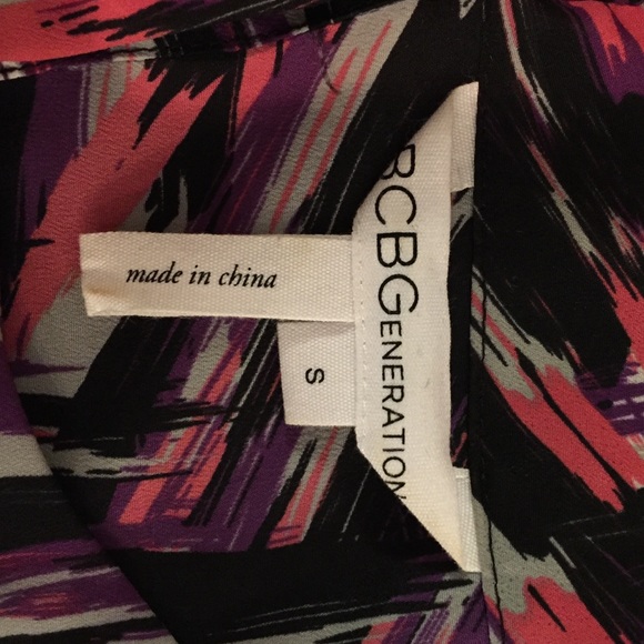 BCBGeneration blouse. - Picture 4 of 4