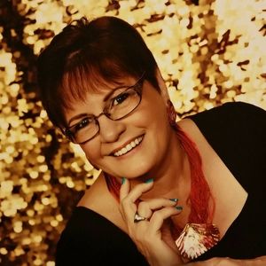 Meet your Posher, Cheri