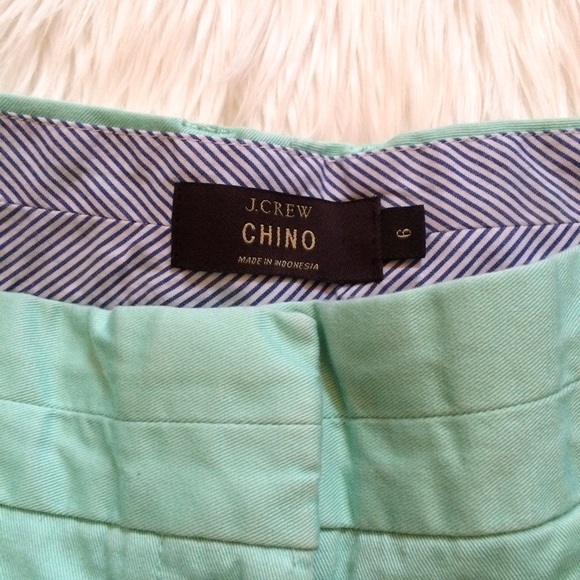 4/$25 SALE 🎉 J. Crew Seafoam Mint Chino Shorts - Picture 3 of 3