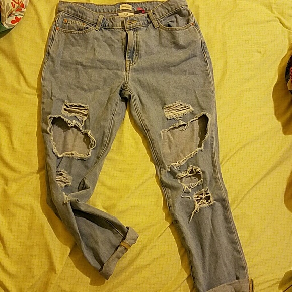 Blue boyfriend jeans