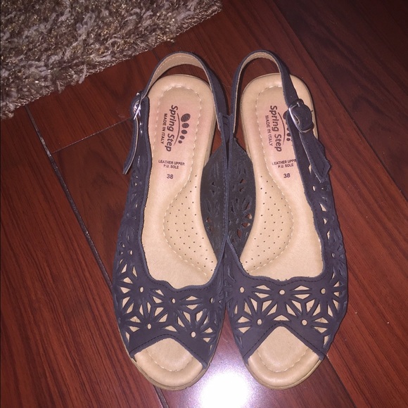 Spring step shoes