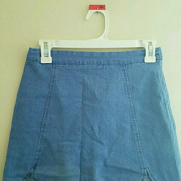 Brandy Melville Skirt