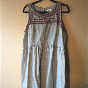 Old Navy Grey Lightweight Embroidered Dress