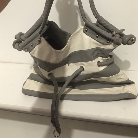 Grey striped purse