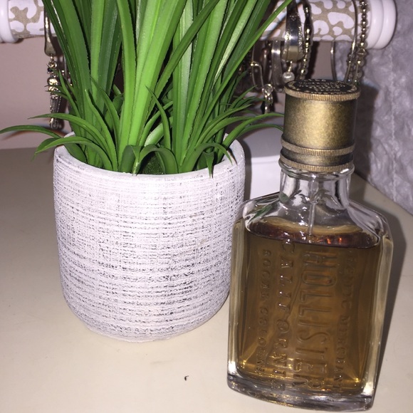 Hollister SoCal cologne