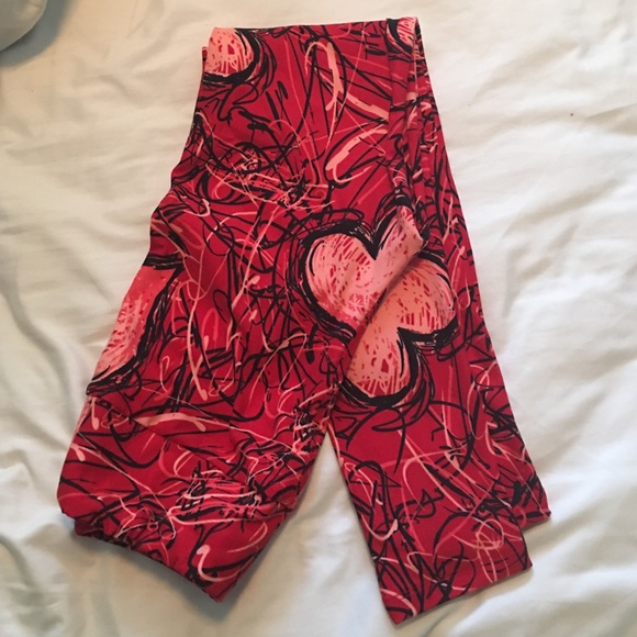 LulaRoe heart leggings